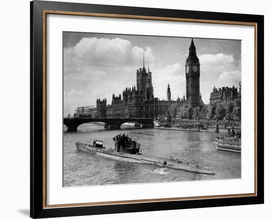 WWII London Thames U-Boat 1945-null-Framed Photographic Print