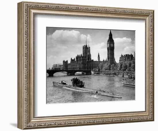 WWII London Thames U-Boat 1945-null-Framed Photographic Print