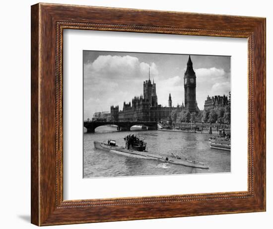 WWII London Thames U-Boat 1945-null-Framed Photographic Print