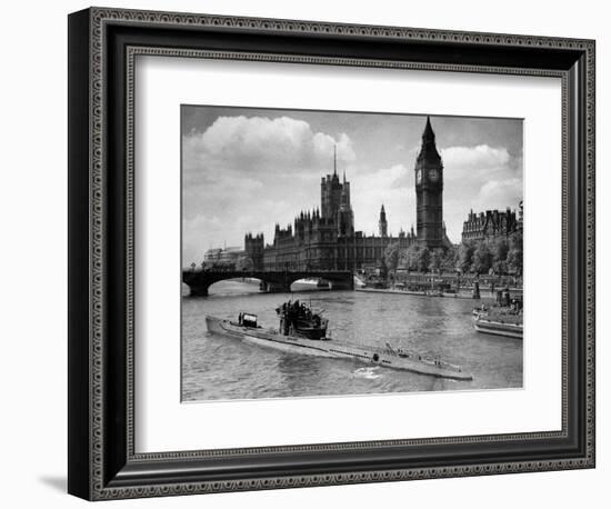 WWII London Thames U-Boat 1945-null-Framed Photographic Print