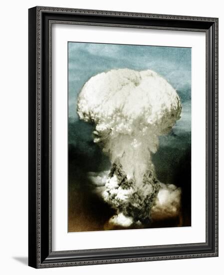 WWII, Nagasaki, August 9, 1945-Science Source-Framed Giclee Print