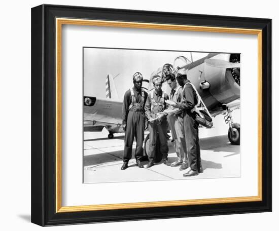 WWII U.S. Tuskegee Airmen-null-Framed Photographic Print