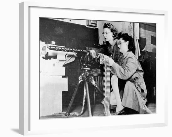 WWII Women-null-Framed Photographic Print