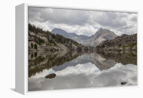 Wyoming, Wind River Range, Small Lake with Mountain Reflection-Elizabeth Boehm-Framed Premier Image Canvas