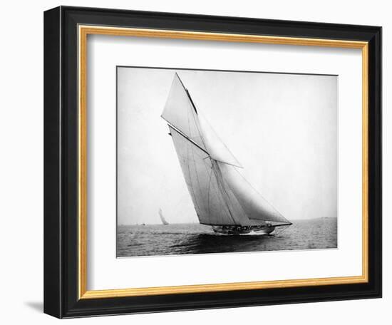 Yacht Columbia Sailing-Bettmann-Framed Photographic Print