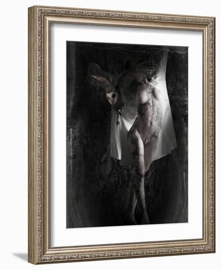 Yakilium-Lynne Davies-Framed Photographic Print