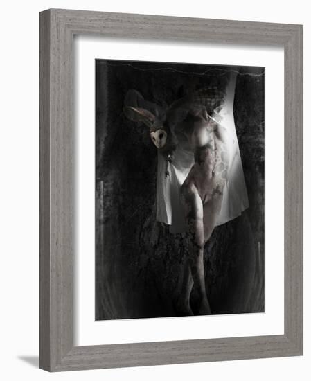 Yakilium-Lynne Davies-Framed Photographic Print