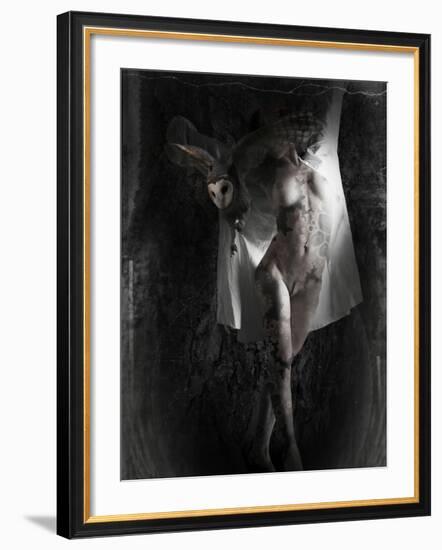 Yakilium-Lynne Davies-Framed Photographic Print