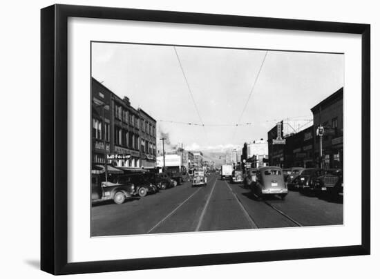 Yakima, WA View of Yakima Ave. Photograph - Yakima, WA-Lantern Press-Framed Art Print