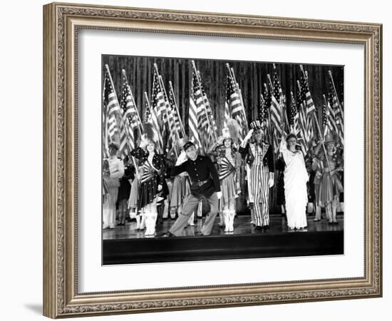 Yankee Doodle Dandy, Jeanne Cagney, James Cagney, Joan Leslie, Walter Huston, Rosemary Decamp, 1942-null-Framed Photo