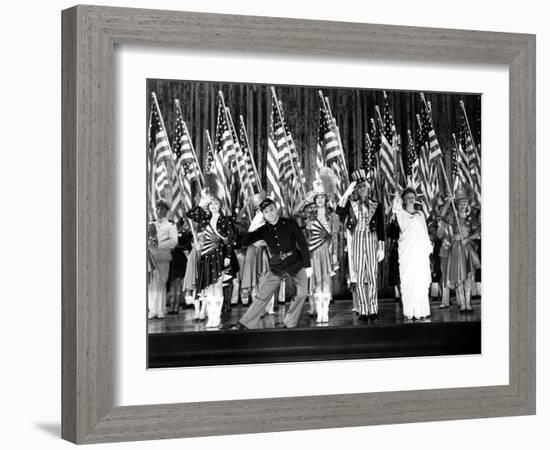 Yankee Doodle Dandy, Jeanne Cagney, James Cagney, Joan Leslie, Walter Huston, Rosemary Decamp, 1942-null-Framed Photo