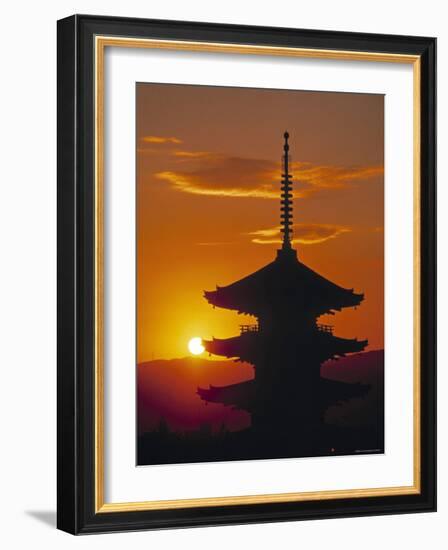 Yasaka Pagoda, Kyoto, Japan-James Montgomery Flagg-Framed Photographic Print