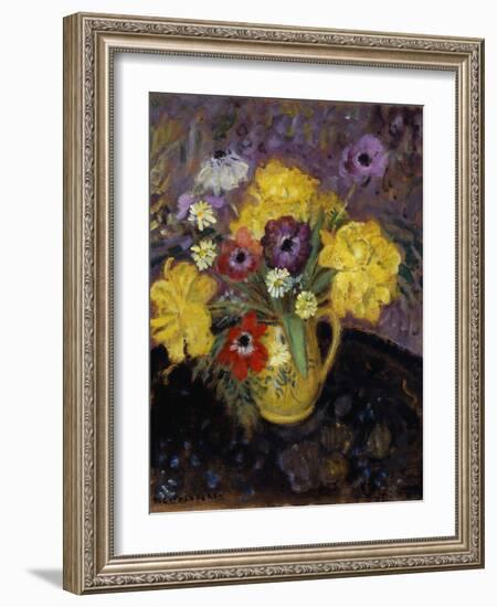 Yellow Tulips; Les Tulipe Jaunes-Frederick Carl Frieseke-Framed Giclee Print