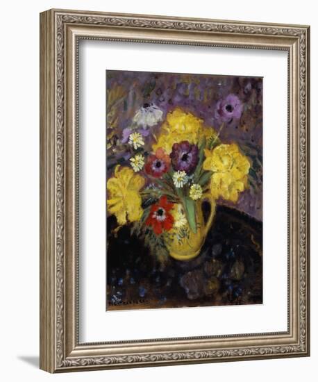 Yellow Tulips; Les Tulipe Jaunes-Frederick Carl Frieseke-Framed Giclee Print