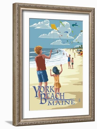 York Beach, Maine - Children with Kites-Lantern Press-Framed Art Print