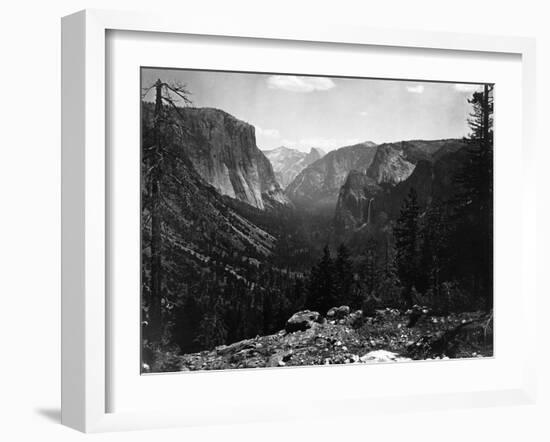 Yosemite National Park, Yosemite Valley Entrance Photograph - Yosemite, CA-Lantern Press-Framed Art Print