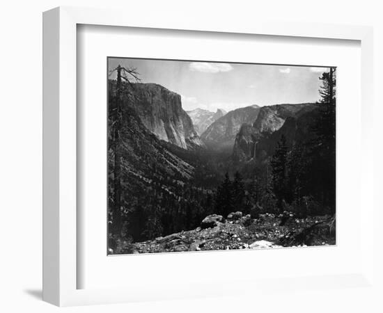 Yosemite National Park, Yosemite Valley Entrance Photograph - Yosemite, CA-Lantern Press-Framed Art Print