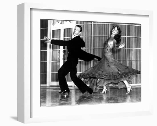 You Were Never Lovelier, Fred Astaire, Rita Hayworth, 1942-null-Framed Photo