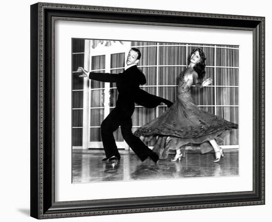 You Were Never Lovelier, Fred Astaire, Rita Hayworth, 1942-null-Framed Photo