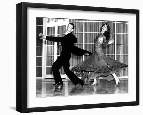 You Were Never Lovelier, Fred Astaire, Rita Hayworth, 1942-null-Framed Premium Photographic Print