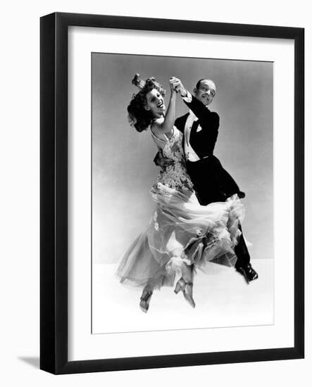 You Were Never Lovelier, Rita Hayowrth, Fred Astaire, 1942-null-Framed Photo