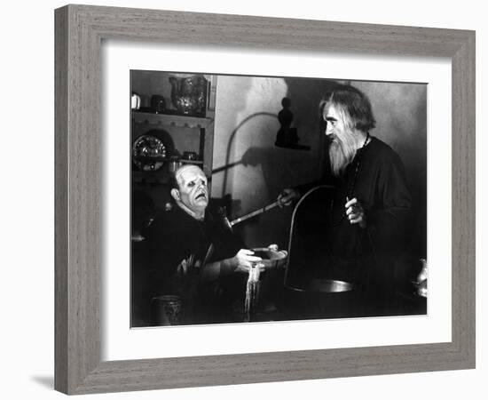 Young Frankenstein, Peter Boyle, Gene Hackman, 1974-null-Framed Photo