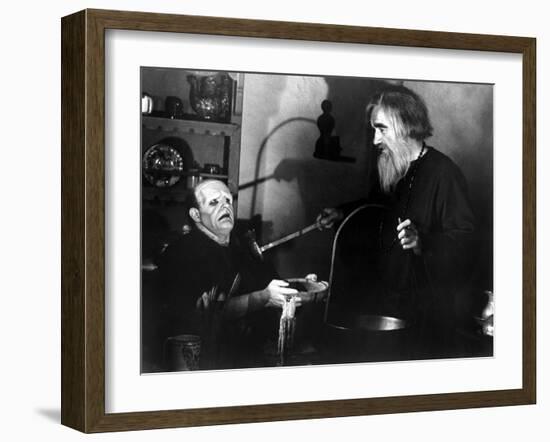 Young Frankenstein, Peter Boyle, Gene Hackman, 1974-null-Framed Photo