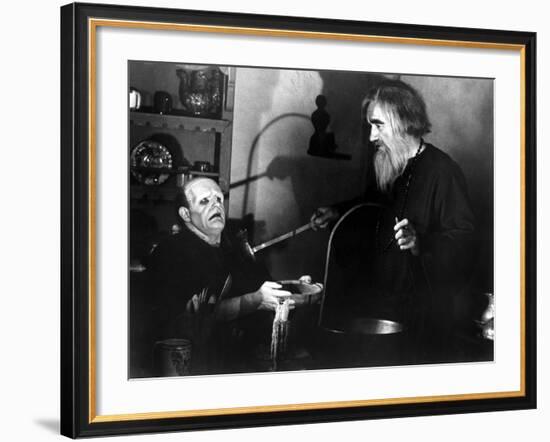 Young Frankenstein, Peter Boyle, Gene Hackman, 1974-null-Framed Photo