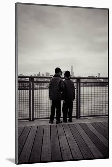 Young orthodox Jews, boys in front of New York Skyline, Williamsburg, Brooklyn, New York, USA-Andrea Lang-Mounted Photographic Print