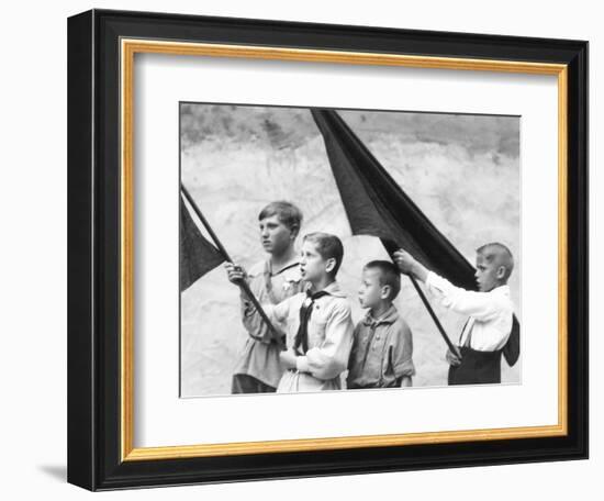 Young Pioneers, Berlin, Germany, 1930-Tina Modotti-Framed Photographic Print