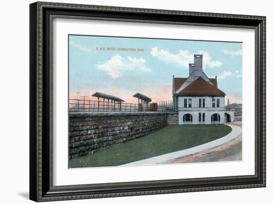 Youngstown, Ohio - Baltimore and Ohio Railway Train Depot View-Lantern Press-Framed Art Print