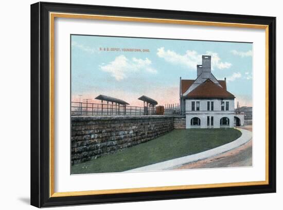 Youngstown, Ohio - Baltimore and Ohio Railway Train Depot View-Lantern Press-Framed Art Print