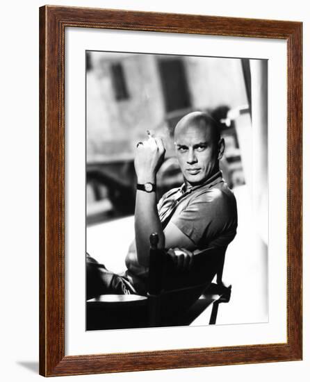 Yul Brynner, 1956-null-Framed Photo