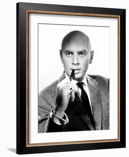 Yul Brynner, 1957-null-Framed Photographic Print