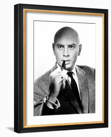 Yul Brynner, 1957-null-Framed Photographic Print