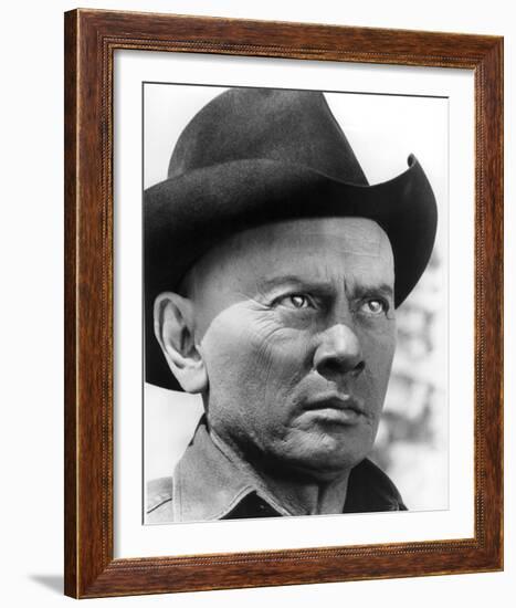 Yul Brynner - Westworld-null-Framed Photo