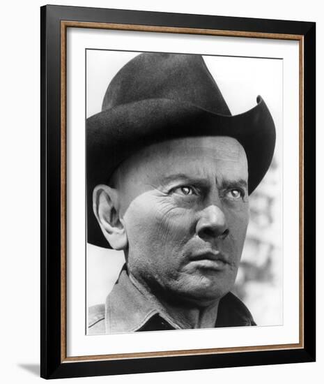 Yul Brynner - Westworld-null-Framed Photo