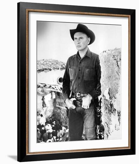 Yul Brynner-null-Framed Photo