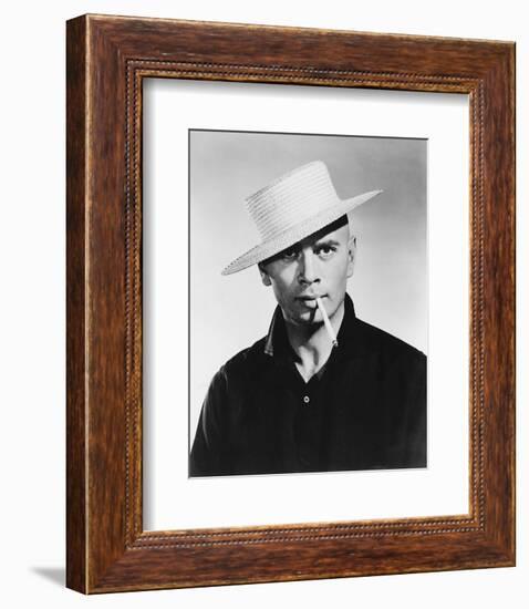 Yul Brynner-null-Framed Photo