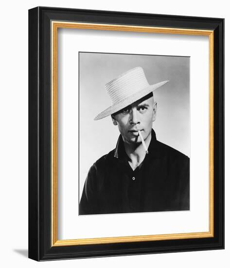 Yul Brynner-null-Framed Photo