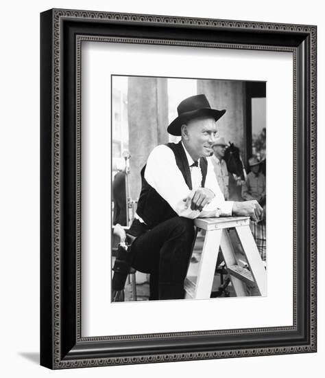 Yul Brynner-null-Framed Photo