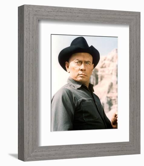 Yul Brynner-null-Framed Photo