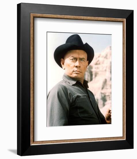 Yul Brynner-null-Framed Photo