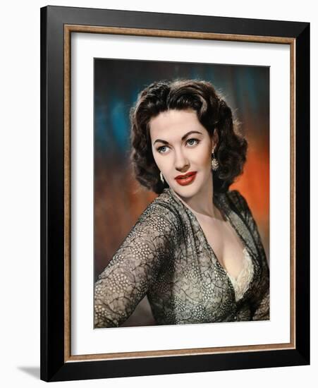 Yvonne by Carlo (1922 2007) actrice d'origine canadienne naturalisee americaine ici en, 1952 (photo-null-Framed Photo