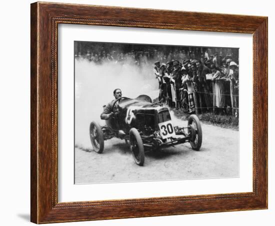 Zborowski Driving a 1922 Aston Martin 1.5 Litre 'Strasbourg' at Shelsey Walsh, (1922)-null-Framed Photographic Print