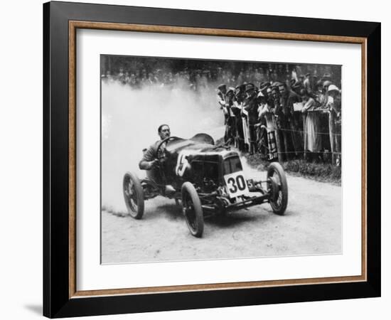 Zborowski Driving a 1922 Aston Martin 1.5 Litre 'Strasbourg' at Shelsey Walsh, (1922)-null-Framed Photographic Print