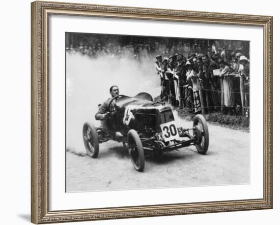 Zborowski Driving a 1922 Aston Martin 1.5 Litre 'Strasbourg' at Shelsey Walsh, (1922)-null-Framed Photographic Print