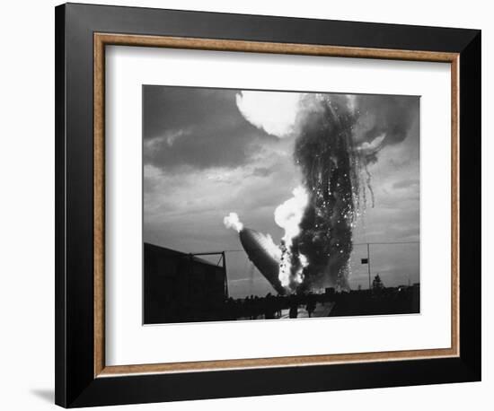 Zeppelin Hindenburg Burning in Lakehurst-null-Framed Photographic Print