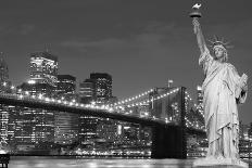 Brooklyn Bridge and Manhattan Skyline at Night, New York City-Zigi-Framed Photographic Print