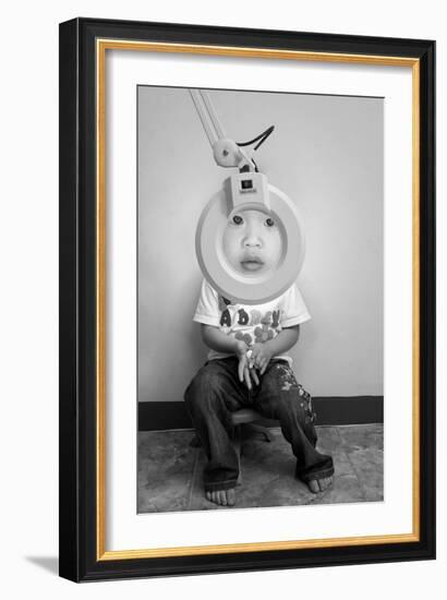 Zoom In-Eddy Tanu-Framed Photographic Print